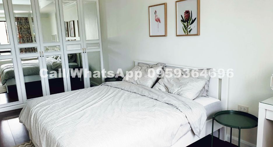 For rent 2 bedrooms condo in Khlong Toei, Bangkok