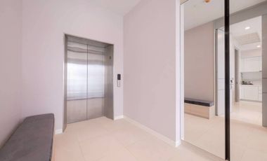 For rent and for sale 2 bedrooms condo in Khlong Toei, Bangkok