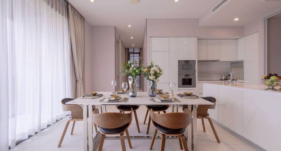 For rent and for sale 2 bedrooms condo in Khlong Toei, Bangkok