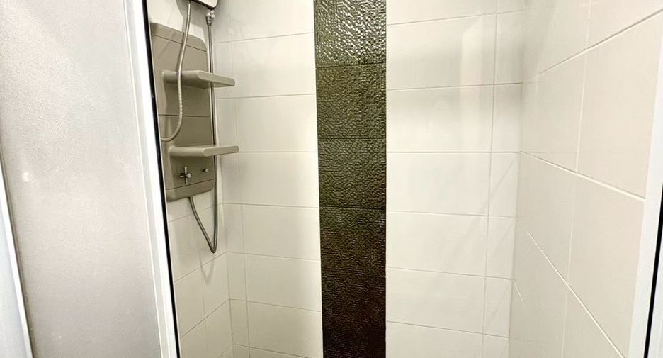Продажа 2 спальни кондо в Кхлонг Тоеи, Бангкок