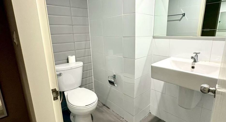 Продажа 2 спальни кондо в Кхлонг Тоеи, Бангкок