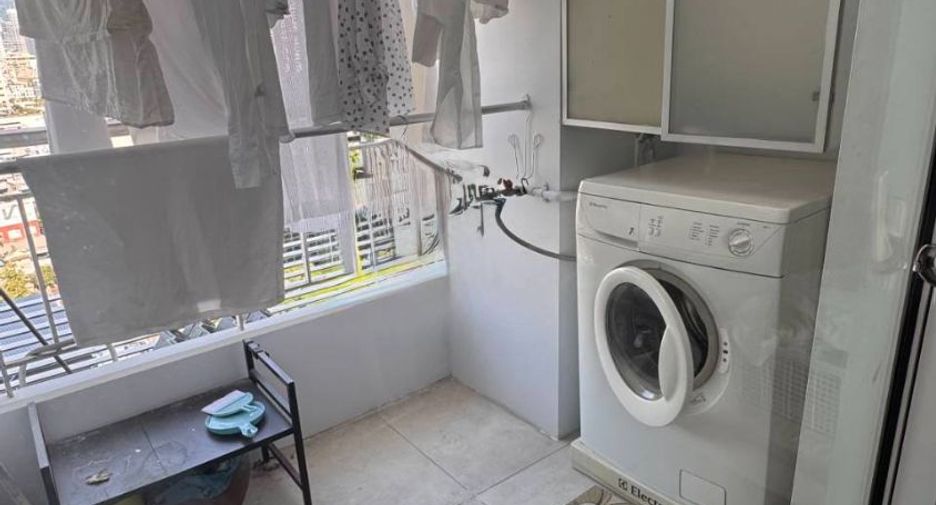 For rent 1 bed condo in Sathon, Bangkok