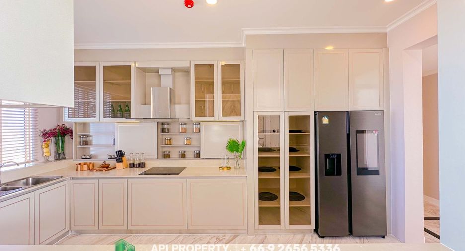 For sale 5 bedrooms condo in Bang Lamung, Chonburi