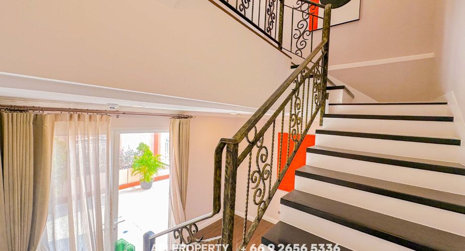 For sale 5 bedrooms condo in Bang Lamung, Chonburi