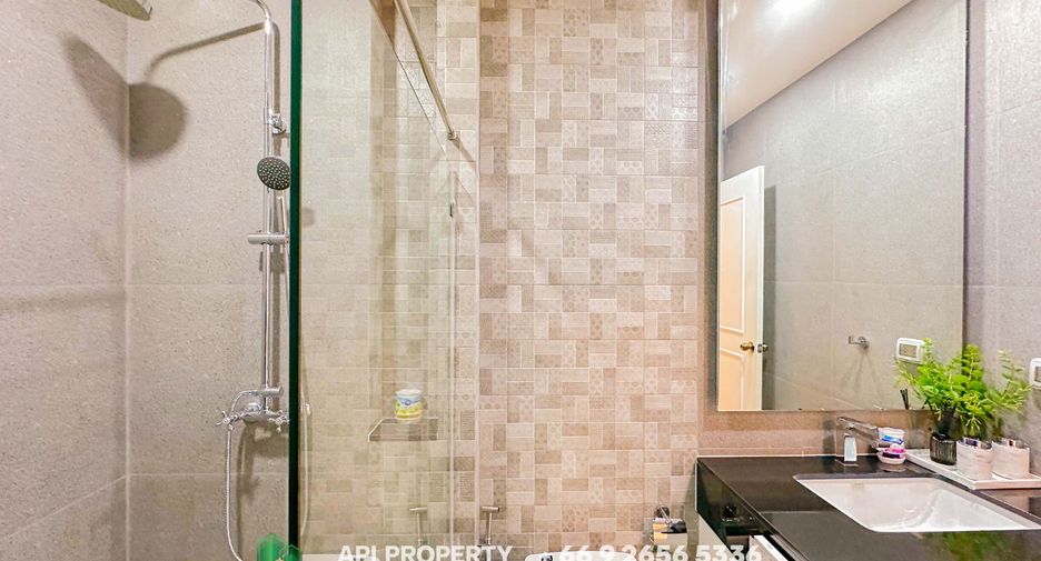 For sale 5 bedrooms condo in Bang Lamung, Chonburi