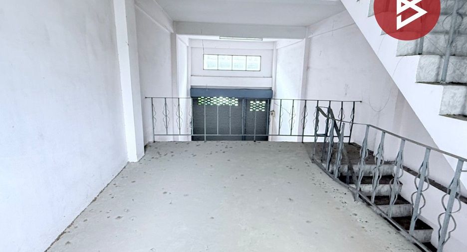 For sale retail Space in Bang Khun Thian, Bangkok