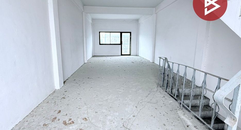 For sale retail Space in Bang Khun Thian, Bangkok