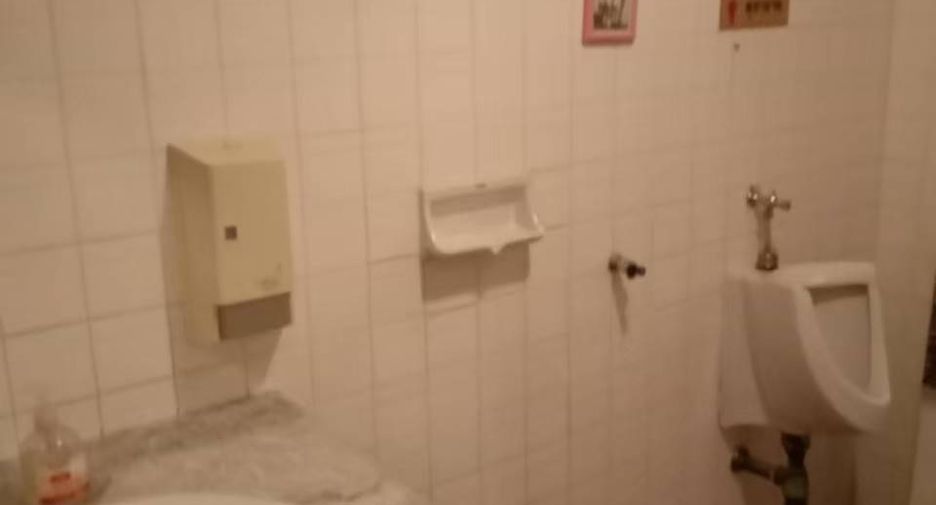 For rent and for sale 3 bedrooms townhouse in Lat Phrao, Bangkok