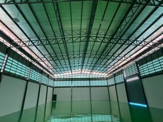 For sale 5 bedrooms warehouse in Sam Phran, Nakhon Pathom