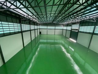 For sale 5 bedrooms warehouse in Sam Phran, Nakhon Pathom