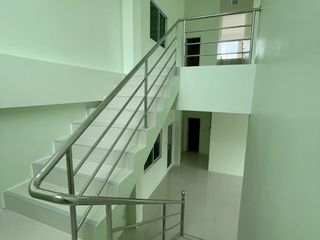 For sale 5 bedrooms warehouse in Sam Phran, Nakhon Pathom