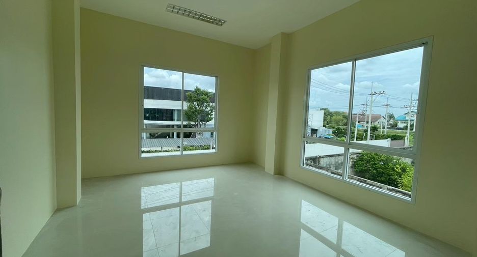 For sale 5 bedrooms warehouse in Sam Phran, Nakhon Pathom