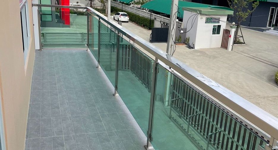 For sale 5 bedrooms warehouse in Sam Phran, Nakhon Pathom