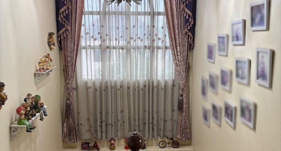 For sale 3 bedrooms house in Mueang Kamphaeng Phet, Kamphaeng Phet