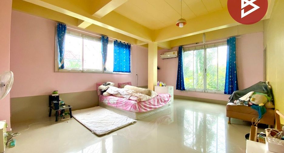 Haus zum Kauf mit 4 Zimmer in Prawet, Bangkok