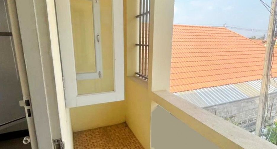 For sale 2 bedrooms townhouse in Thanyaburi, Pathum Thani