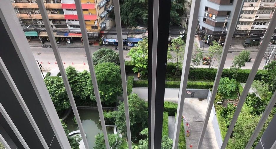 Condo en alquiler de 1 habitaciones en Khlong Toei, Bangkok
