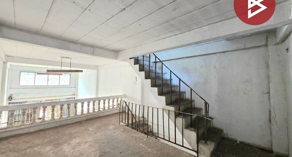 For sale 4 bedrooms retail Space in Bang Bon, Bangkok