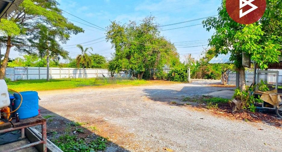 For sale 4 ベッドルーム house in Mueang Nakhon Pathom, Nakhon Pathom