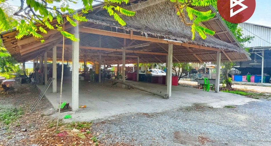 For sale 4 ベッドルーム house in Mueang Nakhon Pathom, Nakhon Pathom