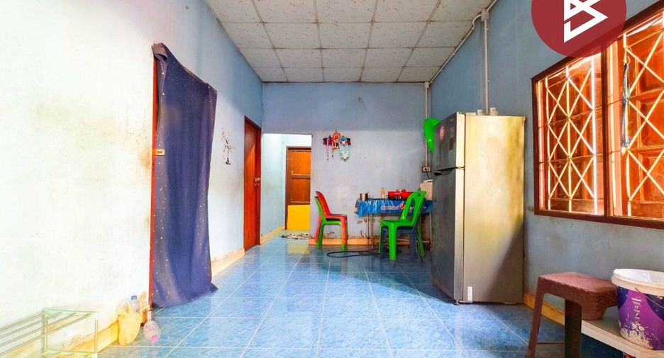For sale 4 ベッドルーム house in Mueang Nakhon Pathom, Nakhon Pathom