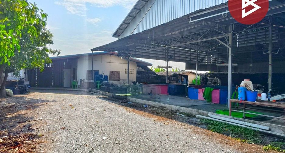 For sale 4 ベッドルーム house in Mueang Nakhon Pathom, Nakhon Pathom