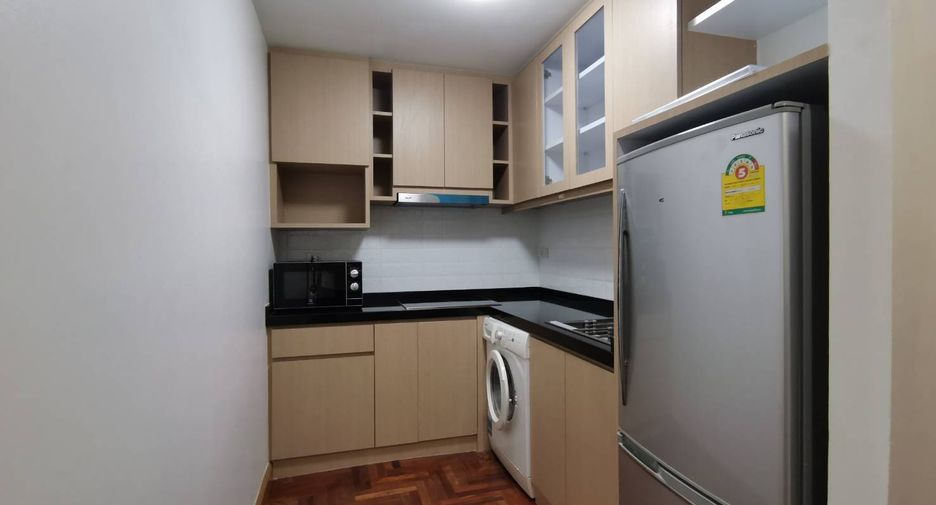 For rent 1 bed condo in Yan Nawa, Bangkok