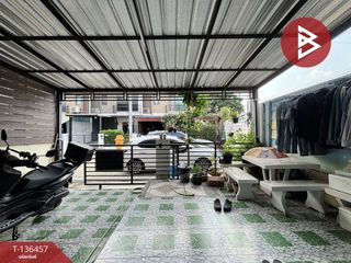 For sale 3 bedrooms townhouse in Prawet, Bangkok