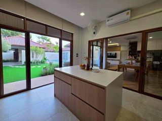 Villa zur Miete mit 4 Zimmer in Bang Lamung, Chonburi