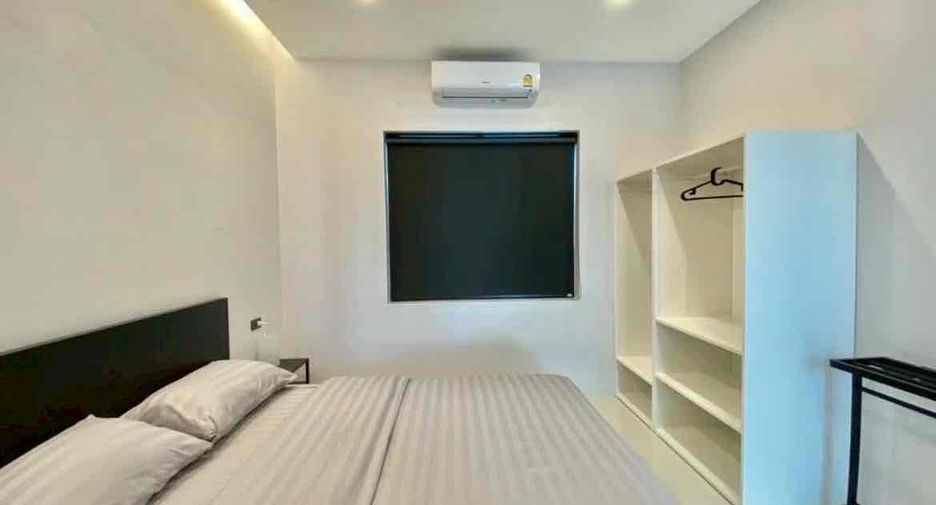 Villa en alquiler de 3 habitaciones en Bang Lamung, Chonburi