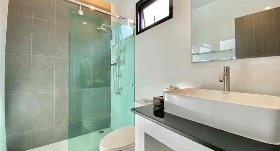 Villa en alquiler de 3 habitaciones en Bang Lamung, Chonburi