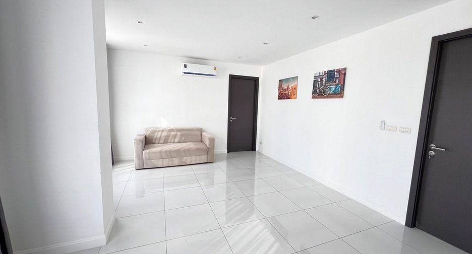 Condo en alquiler de 2 habitaciones en Bang Lamung, Chonburi