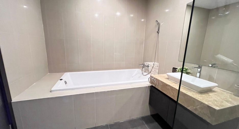 Condo en alquiler de 2 habitaciones en Bang Lamung, Chonburi
