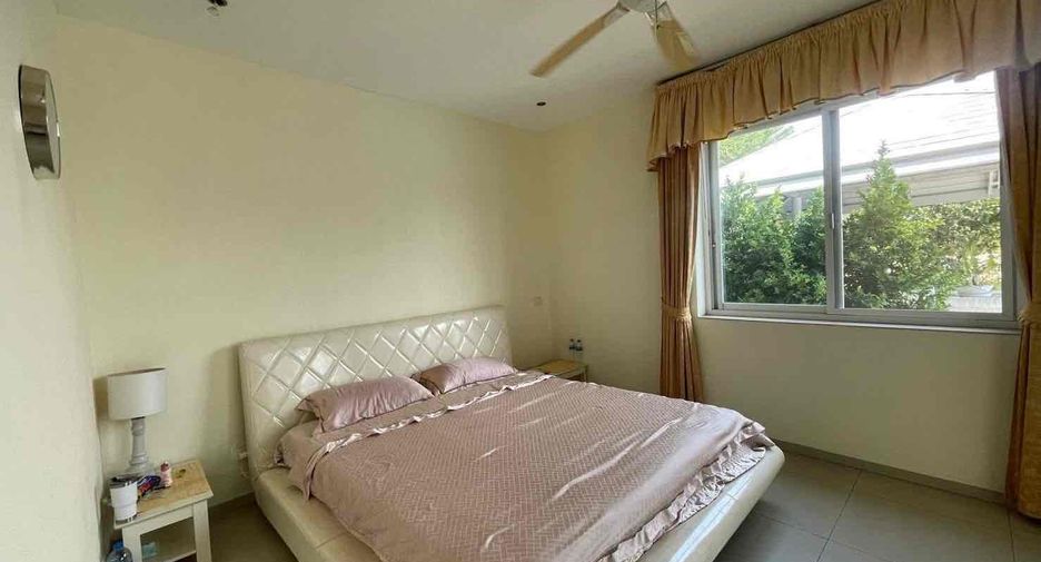 For rent 5 bedrooms villa in Bang Lamung, Chonburi