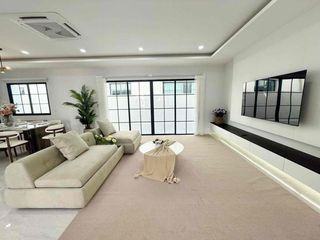 Villa zur Miete mit 5 Zimmer in Bang Lamung, Chonburi