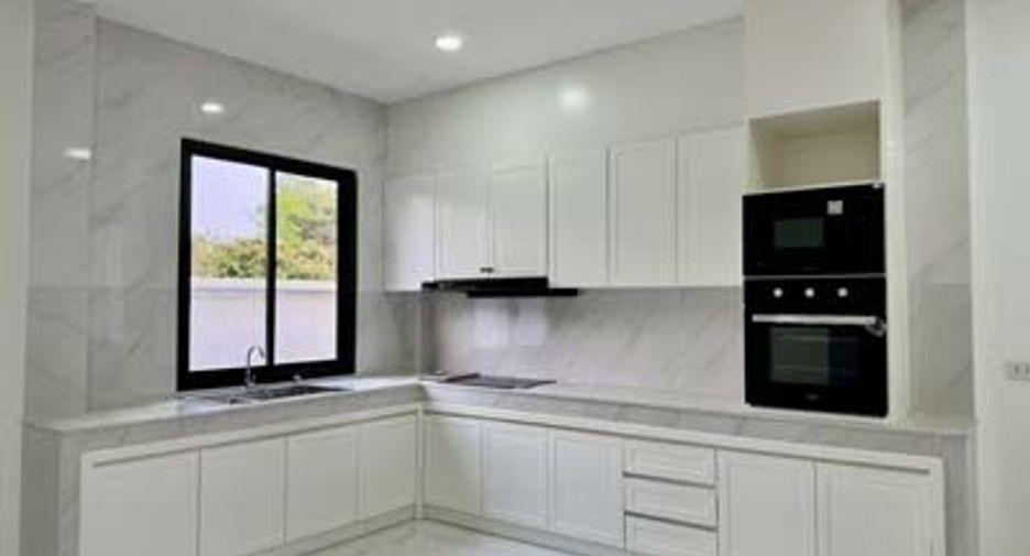For sale 5 bedrooms house in Khao Kho, Phetchabun