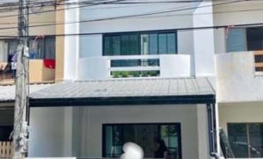 For sale 2 bedrooms townhouse in Mueang Chiang Mai, Chiang Mai