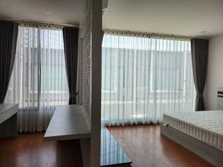 Casa adosada en venta de 3 habitaciones en Mueang Ratchaburi, Ratchaburi