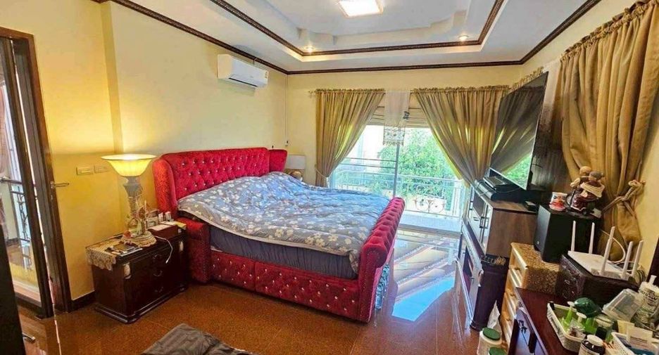 ขาย 5 ห้องนอน วิลล่า ใน พระตำหนัก, พัทยา