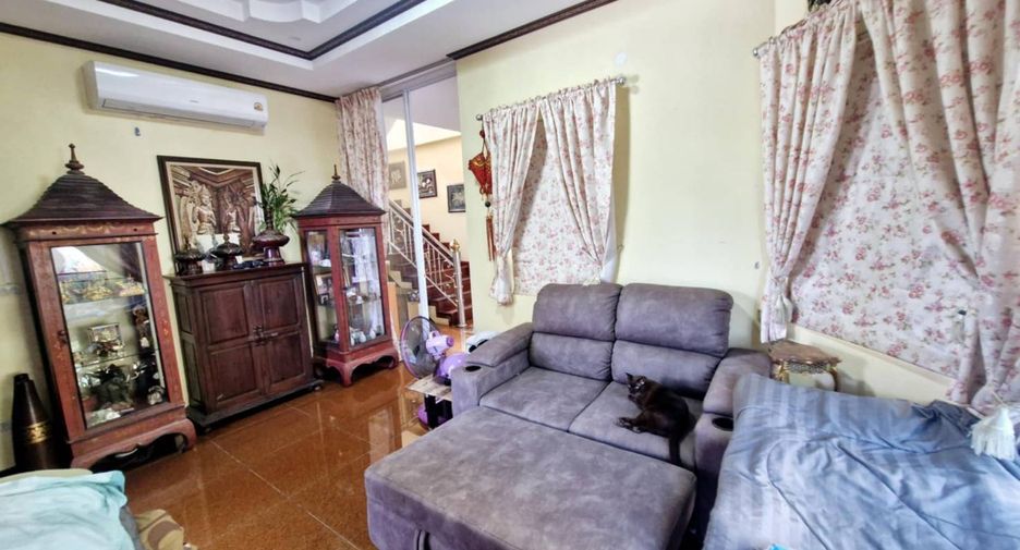 ขาย 5 ห้องนอน วิลล่า ใน พระตำหนัก, พัทยา