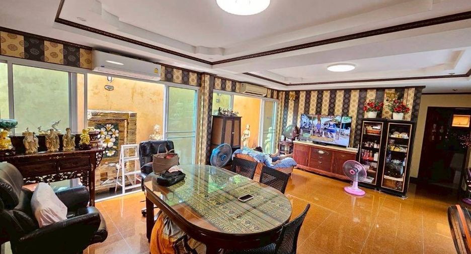 ขาย 5 ห้องนอน วิลล่า ใน พระตำหนัก, พัทยา