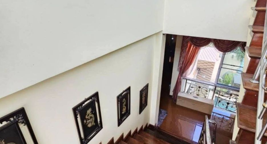 ขาย 5 ห้องนอน วิลล่า ใน พระตำหนัก, พัทยา