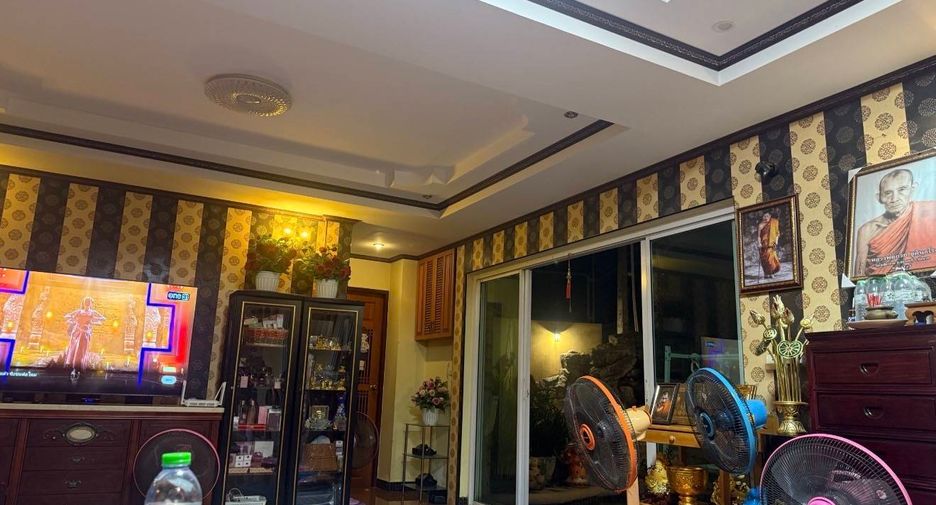 ขาย 5 ห้องนอน วิลล่า ใน พระตำหนัก, พัทยา