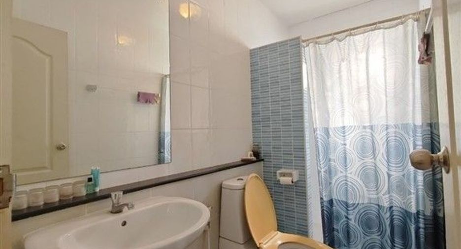 Casa en venta de 3 habitaciones en Thung Khru, Bangkok