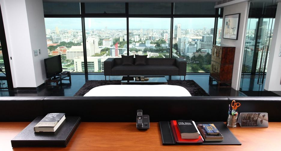 For sale 3 bedrooms condo in Pathum Wan, Bangkok