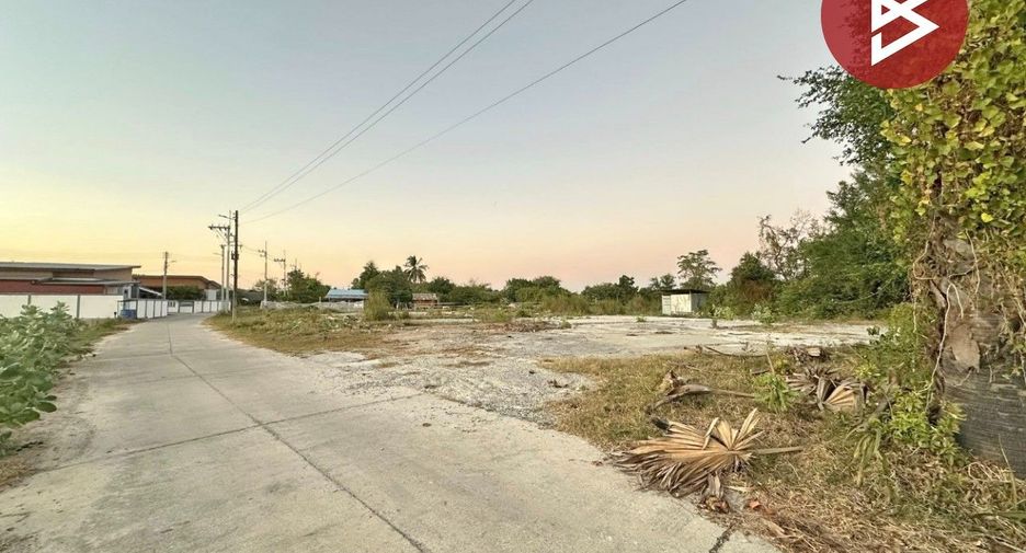 Terreno en venta en Phanat Nikhom, Chonburi