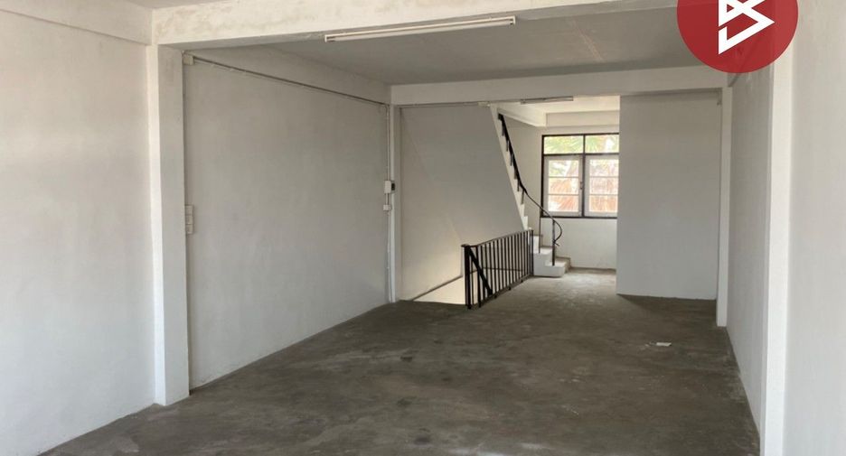 For sale 3 bedrooms retail Space in Bang Lamung, Chonburi