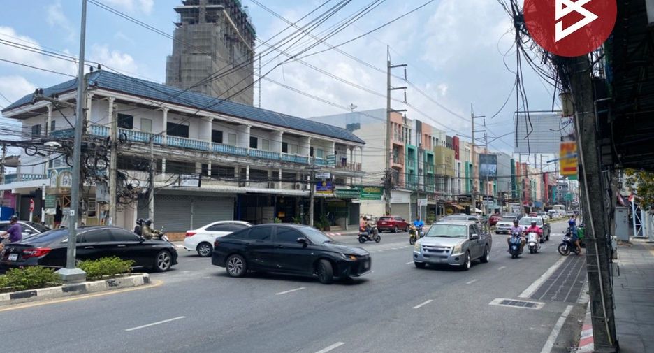 For sale 3 bedrooms retail Space in Bang Lamung, Chonburi