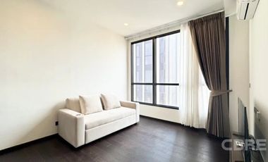 For rent and for sale 1 bed condo in Watthana, Bangkok