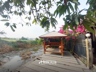 Casa en venta de 3 habitaciones en Bang Sao Thong, Samut Prakan